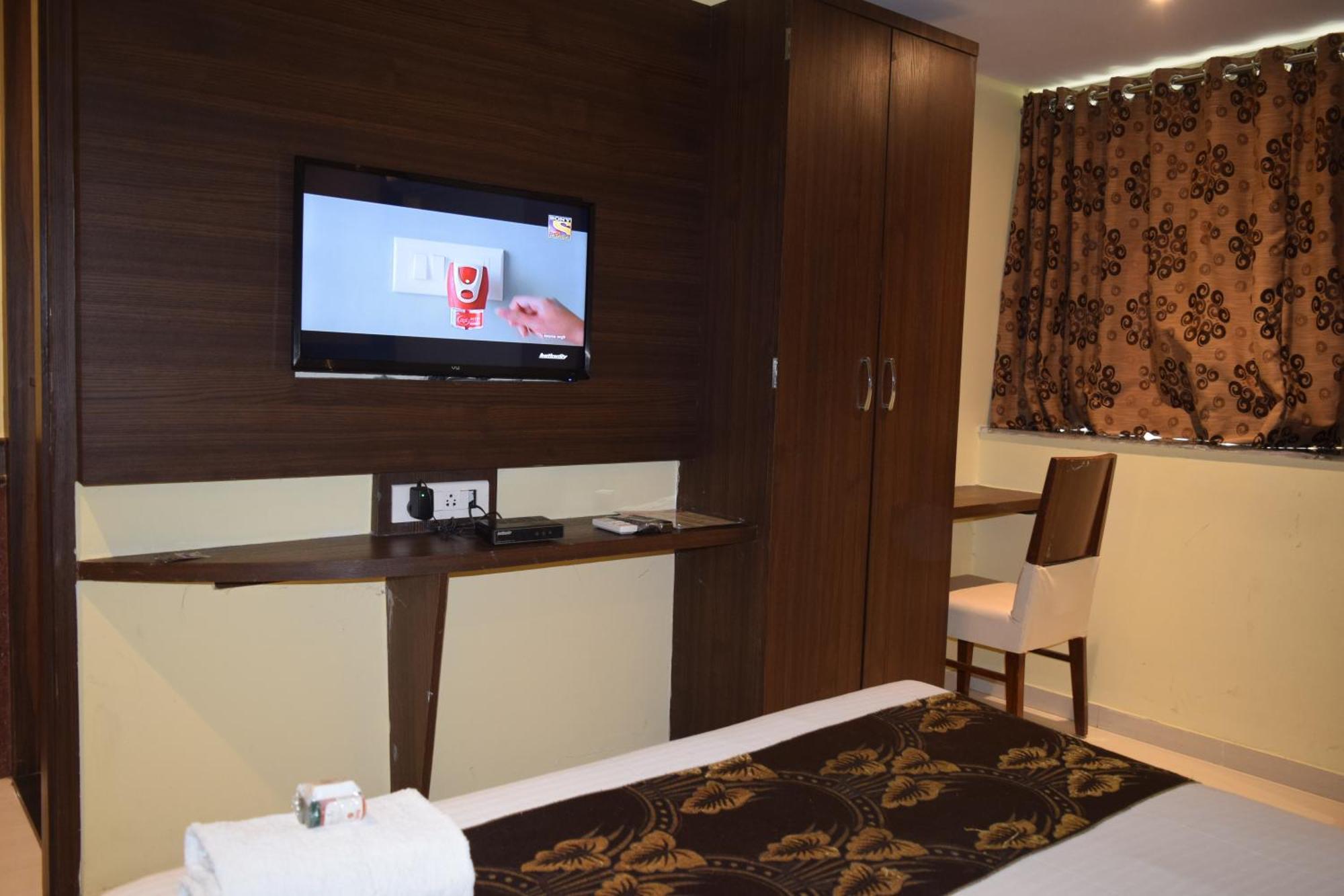 Hotel Artusinn Midc Andheri East Мумбаї Екстер'єр фото